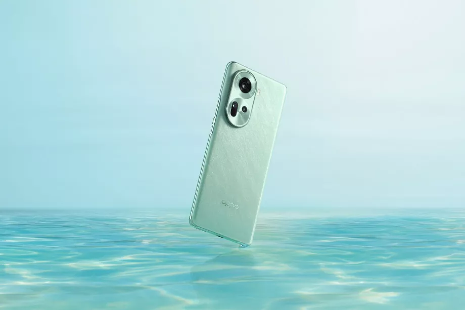 Il s'agit d'une présentation de l'OPPO Reno 11 5G, qui est vert, et il y a aussi un gris titane dans cette référence. (Photo : OPPO)