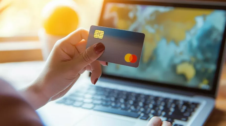 Le nouveau code de défense du consommateur que le gouvernement cherche à promouvoir et sur lequel il travaillera dans les prochains mois, légifèrera sur le commerce électronique et l'intelligence artificielle.