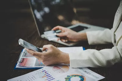 Garanties biennales et réglementation du commerce électronique : les changements que le gouvernement prépare dans la loi sur la protection des consommateurs