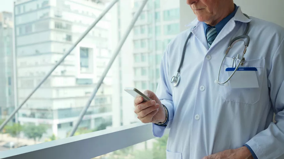 Le médecin a exprimé la dure réalité à laquelle il a été confronté lors de son dernier quart de travail aux urgences (Image d’illustration – Getty)