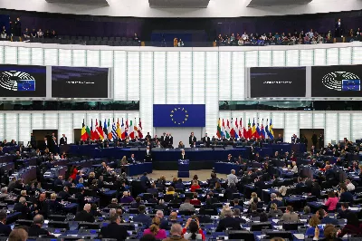 Le Parlement européen a ratifié la première loi au monde sur l'intelligence artificielle