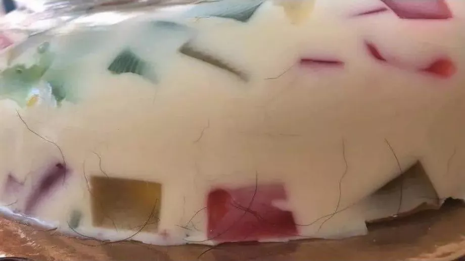 L'expérience d'un utilisateur X lors de l'achat d'un gâteau en ligne (@LaRomicita13)