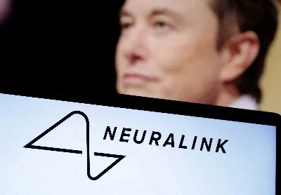 Le premier patient doté d'une puce cérébrale de Neuralink, la société d'Elon Musk, prend la parole