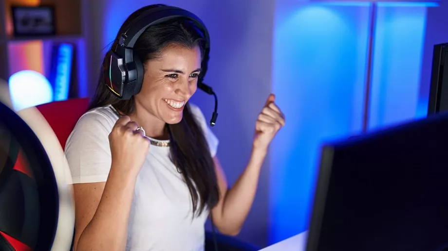 Les jeux interactifs s’avèrent essentiels pour les personnes à risque d’isolement, car ils contribuent à atténuer les effets liés au stress, à l’anxiété et à la dépression. (Acer)