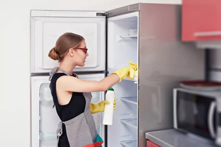 Le nettoyage périodique du réfrigérateur fait la différence dans son fonctionnement optimal. (Photo : capture)