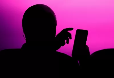 Qu’est-ce que l’observation numérique et pourquoi met-elle en danger mes données confidentielles ?