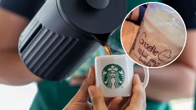 Le barista de Starbucks est accusé de HARCÈLEMENT pour avoir laissé un « compliment » sur le verre d'une femme ; une affaire virale polarise les réseaux