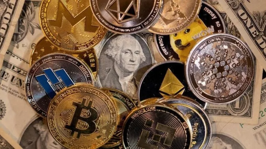Les crypto-monnaies se caractérisent par l’utilisation de réseaux blockchain, inexistants physiquement et manquant de réglementation. (Getty Images)