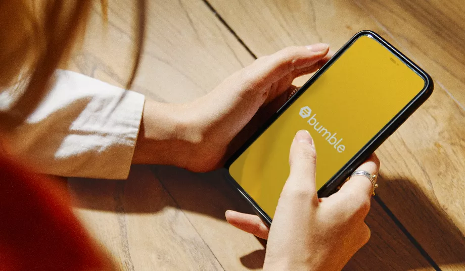 L’application de rencontres mène une enquête annuelle sur les perspectives de genre. (Boum)