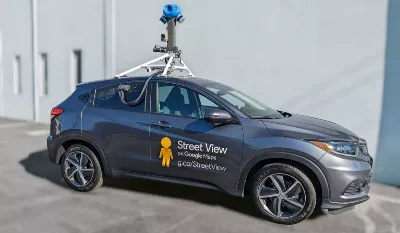 Comment savoir quand la voiture Google Maps passe devant chez vous