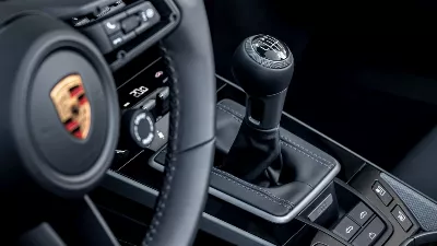 Qu'arrive-t-il à votre voiture lorsque vous changez de vitesse sans appuyer sur l'embrayage