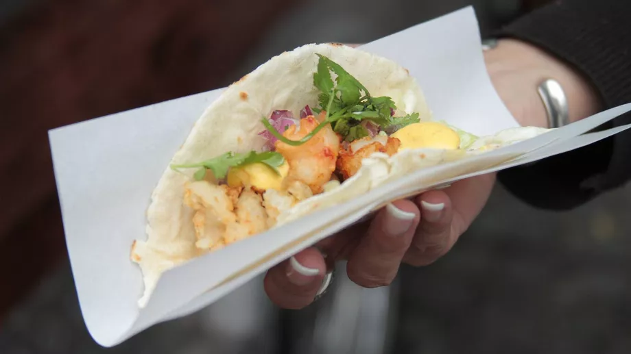 Les tacos au poisson, l'un des plats les plus demandés car c'est une combinaison de saveurs et de textures, (Reuters)