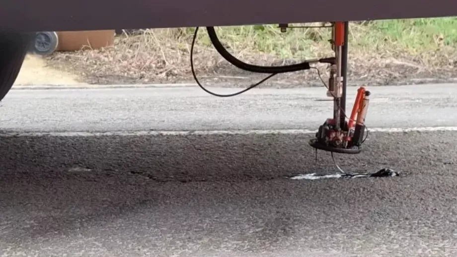 ARRES Eye utilise une technologie d'imagerie avancée pour identifier et hiérarchiser les dommages routiers. (Hertfordshire)