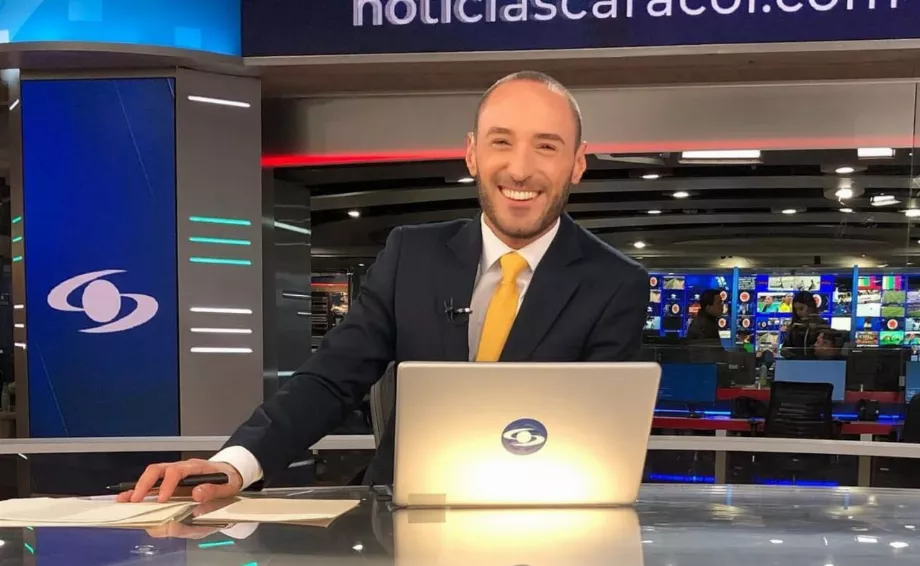 Andrés Montoya a rapporté à travers ses histoires Instagram que son image était utilisée à des fins d'escroquerie - crédit @andresmontoyaf / Instagram