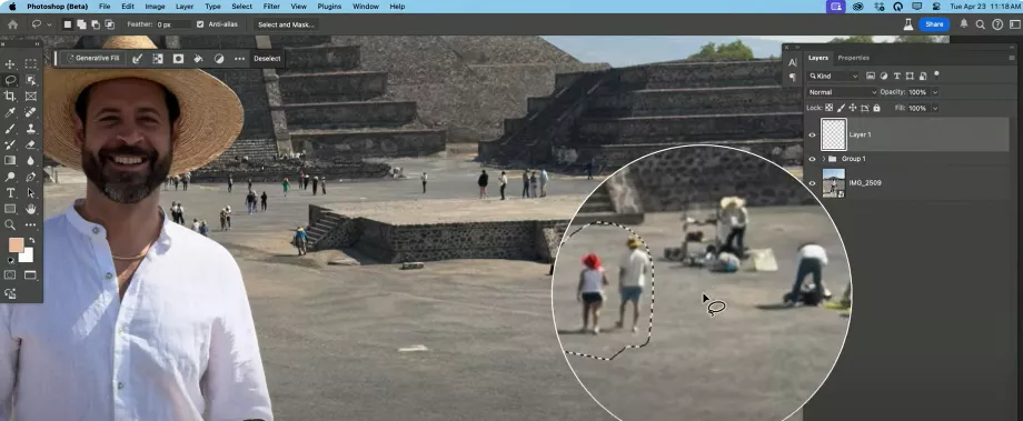 Première étape pour supprimer des personnes d'une photo dans Photoshop