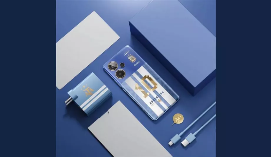 L'édition spéciale du Redmi Note 13 Pro+ 5G rend hommage à l'équipe championne du monde, en intégrant des éléments exclusifs qui symbolisent la fierté nationale. (Xiaomi)