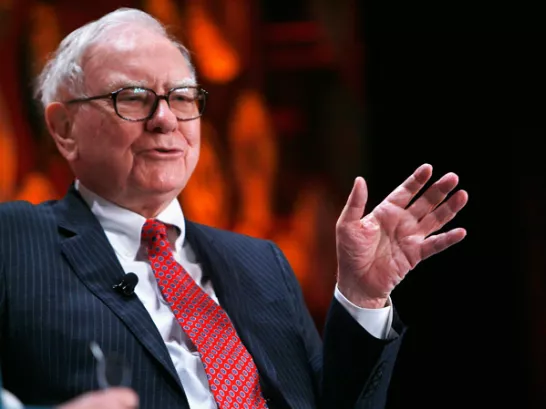 Warren Buffett a comparé l'intelligence artificielle aux armes nucléaires