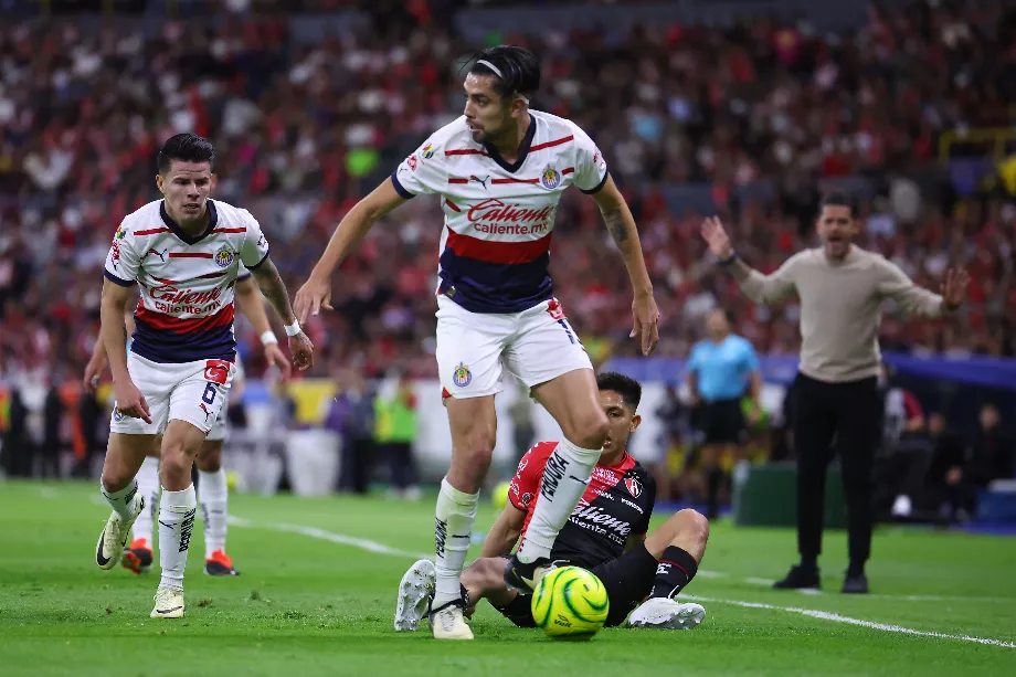 Le Troupeau Sacré tentera de porter le premier coup aux choriceros. Photo : [X/@Chivas]