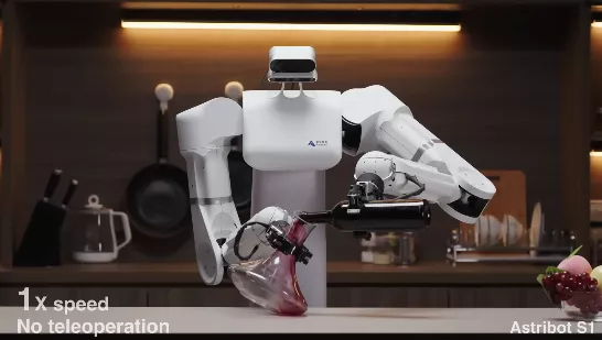 Astribot S1, le robot humanoïde qui cuisine, danse et amateur de vin