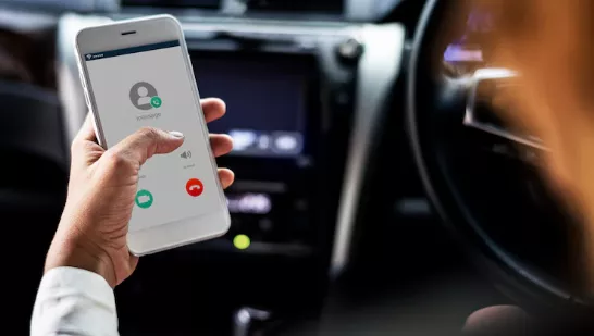 Clonez votre voix et oubliez de répondre aux appels, le tout grâce à l'intelligence artificielle