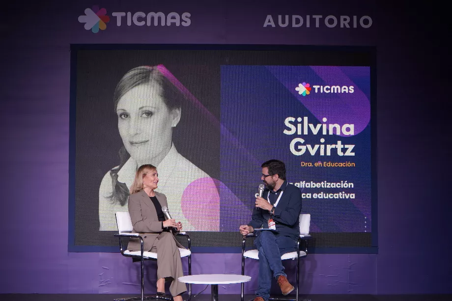 Silvina Gvirtz a défendu la mise en œuvre de pratiques professionnalisantes comme un facteur clé dans le processus de formation (Agustín Brashich/Ticmas)