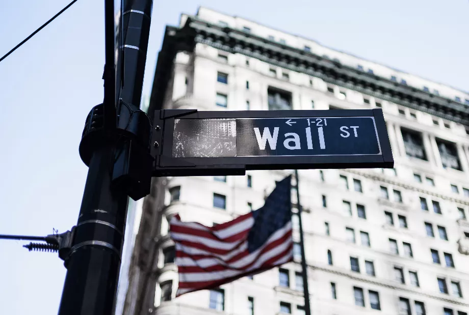 Les États-Unis ont connu un rebond de la productivité des entreprises, approchant les 3 % annualisés d’ici fin 2023. (EFE/EPA/Justin Lane)