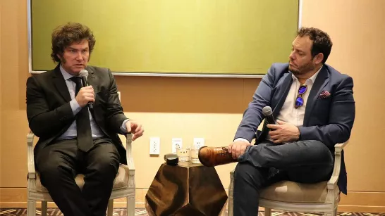 Aux États-Unis, Javier Milei s'est entretenu avec des hommes d'affaires de la Silicon Valley : il a parlé de déréglementation et d'intelligence artificielle