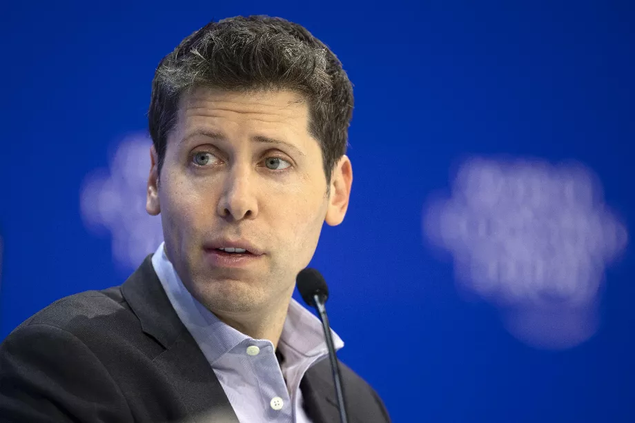 Le CEO d'OpenAI, Sam Altman, a loué le nouveau livre de Chopra