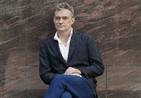 Le journaliste Patrick Radden Keefe pointe les clairs-obscurs de l'IA mais estime que le vrai danger est ailleurs