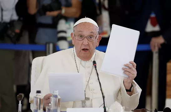 Comment le pape François est devenu l'éthicien incontournable de l'IA pour les dirigeants mondiaux et les géants de la technologie