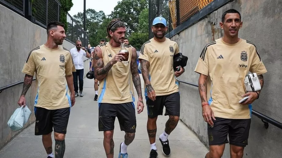 L'IA estime que l'équipe atteindra au moins les demi-finales. (X/@Argentine)