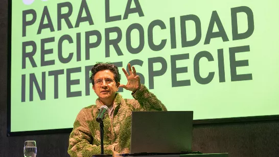 Oscar Santillán : « Dans l'art, il y a une grande limite lorsqu'on fait une revendication politique et symbolique du passé »