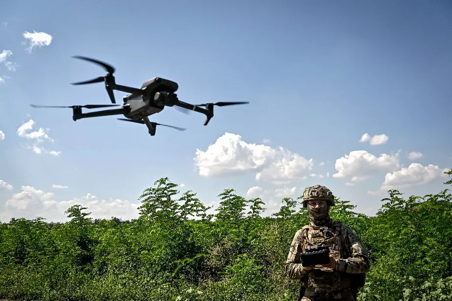 De petites puces bon marché guident régulièrement les drones russes et ukrainiens vers leurs cibles (Europa Press/Contact/Dmytro Smolienko)