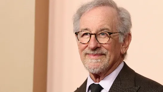 "Découvrez ce que l'intelligence artificielle ne pourra jamais créer, selon Steven Spielberg."