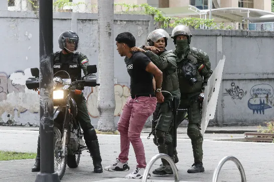 Le régime de Maduro a de nouveau répondu aux manifestations de l'opposition par la répression et des arrestations arbitraires au Venezuela.