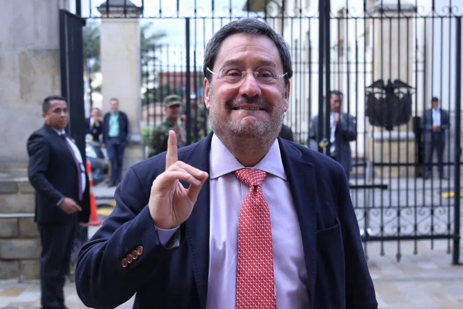 Francisco 'Pacho' Santos a déclaré que le Venezuela doit renverser Maduro par la violence - crédit Colprensa 