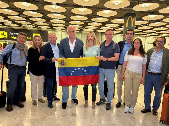 Le voyage controversé du PP au Venezuela : 9 000 euros de coût que le Sénat n'a pas approuvé, selon le PSOE.