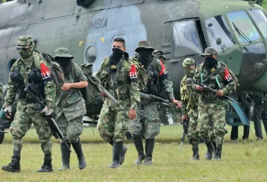 L'ELN dément un communiqué de soutien à la dictature de Maduro : plusieurs figures politiques colombiennes ont été victimes et ont partagé la publication.