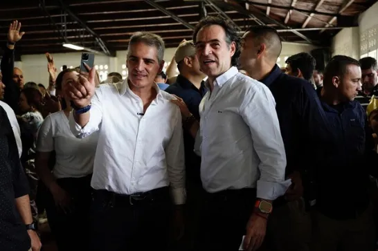 Le maire de Medellín et le gouverneur d'Antioquia ont convoqué une concentration au centre administratif La Alpujarra contre la fraude électoral et la répression au Venezuela.