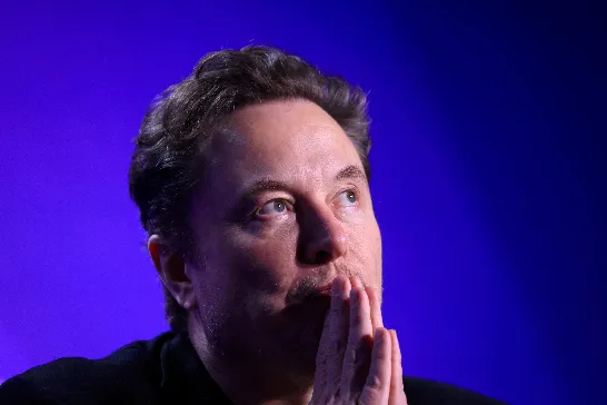 Avoir une puce cérébrale donne aux humains des super-pouvoirs pour combattre l'IA : Elon Musk