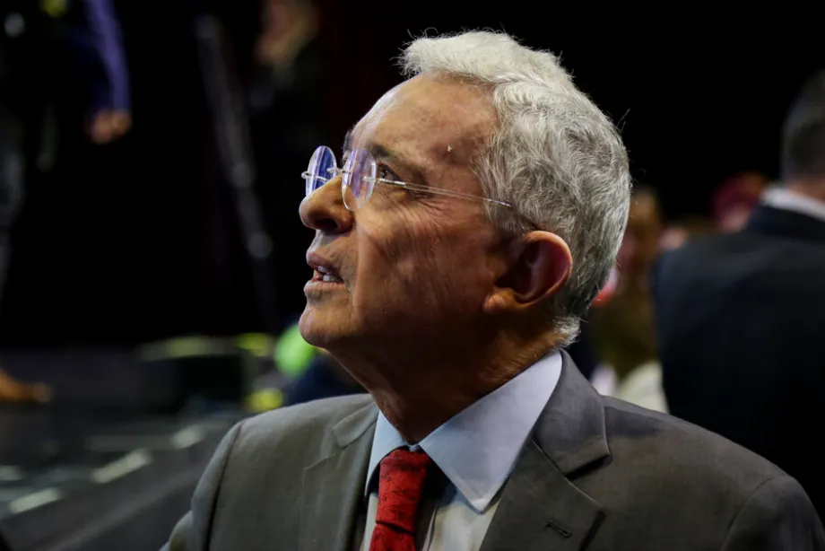Álvaro Uribe Vélez et ses critiques de la dictature de Nicolás Maduro - crédit Colprensa