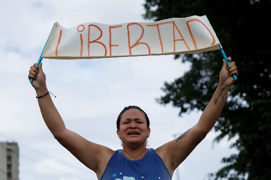 Le régime de Maduro accuse de terrorisme les Vénézuéliens arrêtés lors des manifestations contre la fraude.