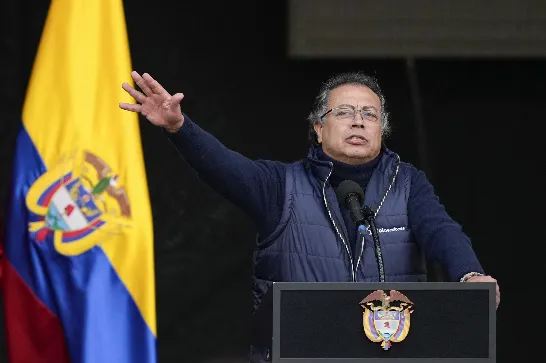 Gustavo Petro a déclaré que Nicolás Maduro et l'opposition doivent chercher un accord pour éviter l'exode et la guerre.