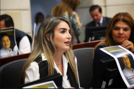 Le Parti conservateur a convoqué le Centre Carter pour discuter d'une éventuelle fraude électorale vénézuélienne au Sénat.
