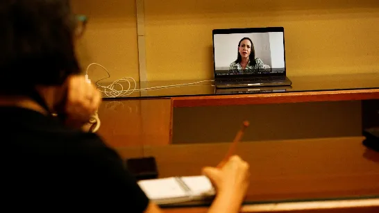 María Corina Machado demande à AMLO d'intercéder auprès de Nicolás Maduro pour qu'il reconnaisse les résultats électoraux.