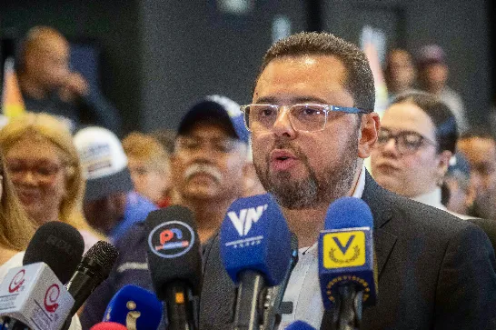 Antonio Ecarri a dénoncé avoir été victime d'une agression verbale de la part de Tarek William Saab.