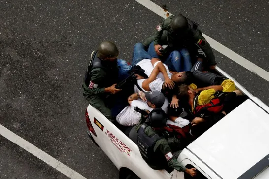 L'ONU a dénoncé des détentions arbitraires, un usage disproportionné de la force et le "climat de peur" au Venezuela après la fraude électoral de Maduro.