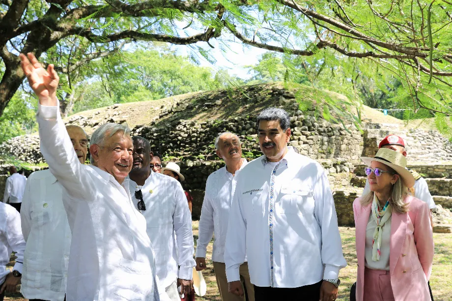 Andres Manuel Lopez Obrador et Nicolas Maduro lors d'une rencontre officielle à Palenque (Mexique)