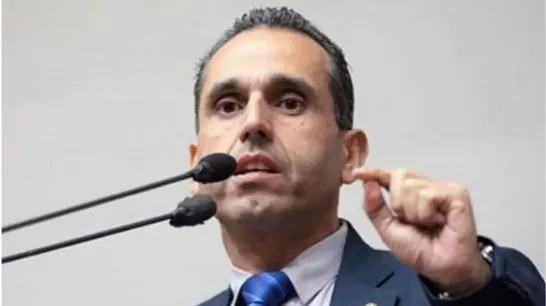 Ils ont libéré le dirigeant d'opposition vénézuélien Piero Maroún après son arrestation à Caracas pour de prétendus actes de vandalisme.
