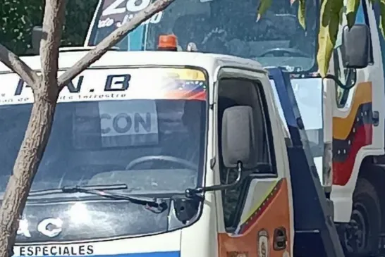 Le régime de Maduro a confisqué le camion de campagne de Machado et González Urrutia après la large mobilisation à Caracas.